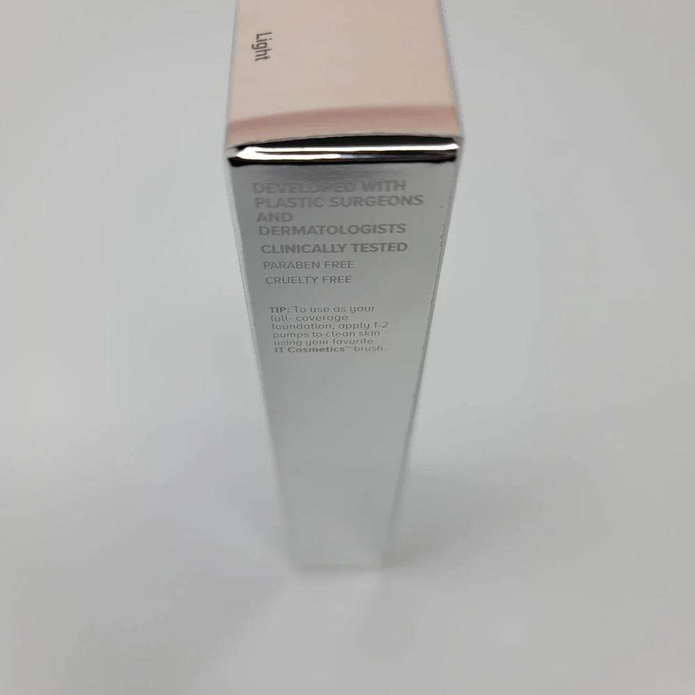 IT Cosmetics CC+ Color Correcting Full Coverage AntiAging Cream Light 1.08 Fl Oz